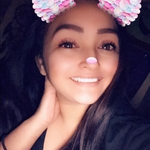 Meet your Posher, Joann